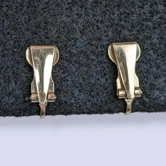 Vintage Glitter Lucite Red & White Earrings - Picture 4 of 6